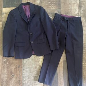 Boy’s size 10 Nicole Miller two piece suit